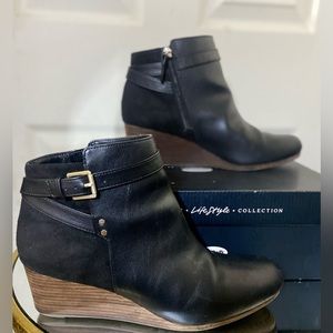 🖤Good Condition Dr. Scholl’s🖤Wedge Boots | Size: 9.5 | 2.5 inch wedge